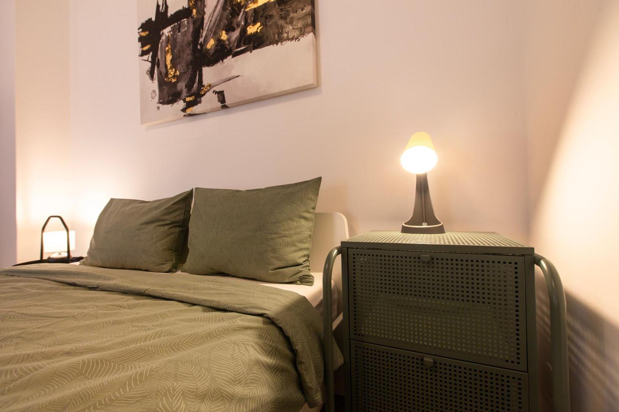 Ultracentral Hong Kong 3 Bdrm Apartment Bucareste Exterior foto