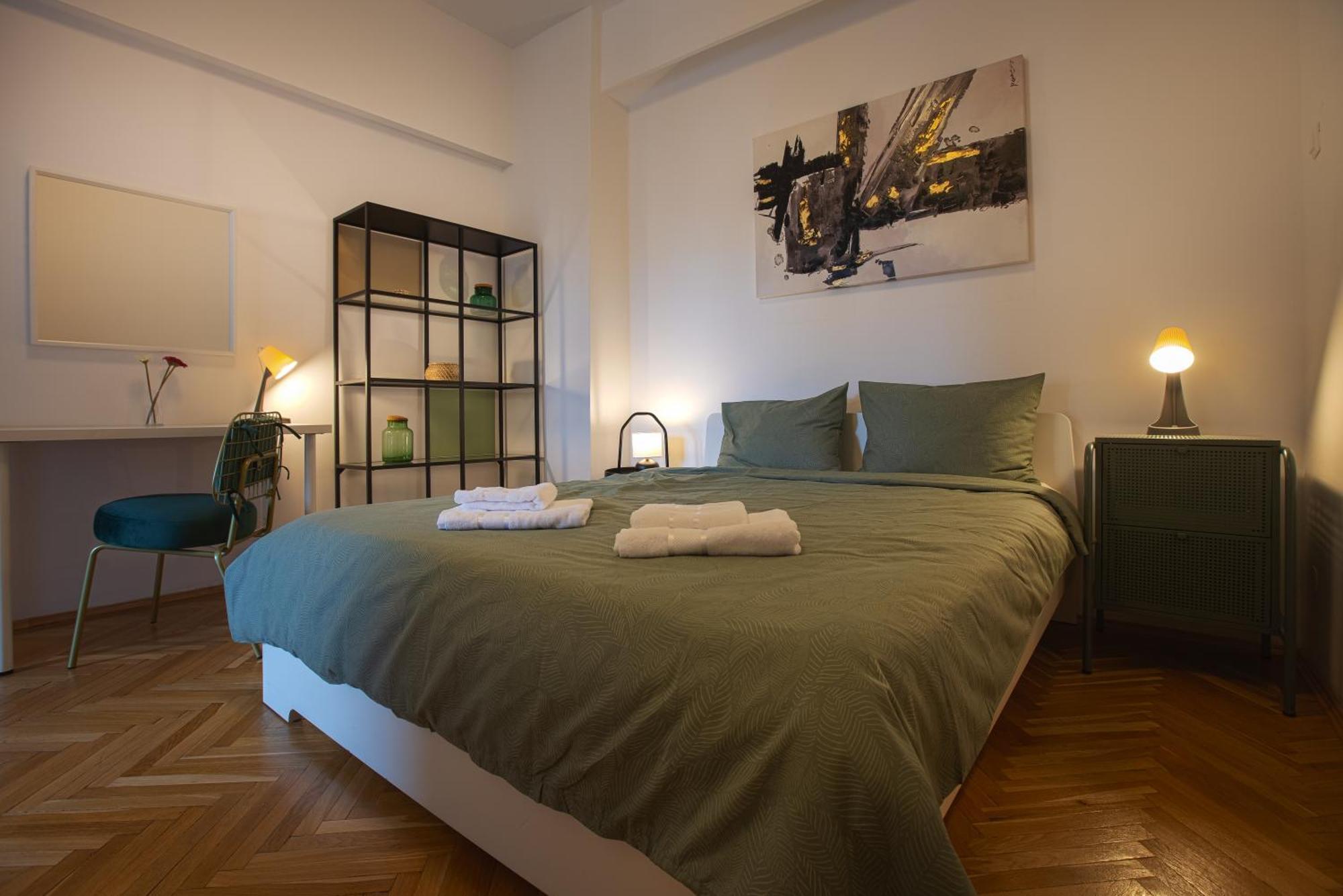 Ultracentral Hong Kong 3 Bdrm Apartment Bucareste Exterior foto